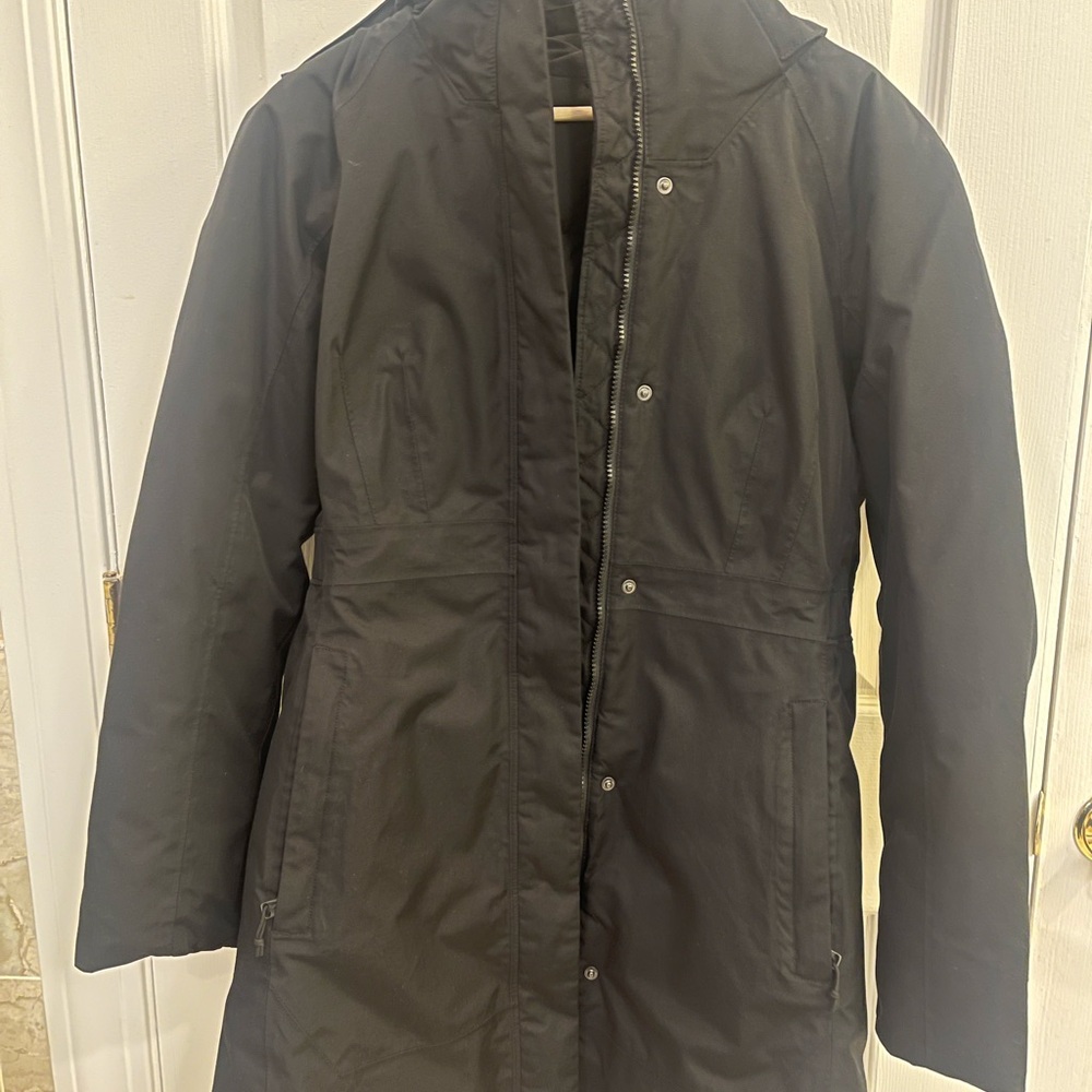 The North Face Women's Black Raincoat